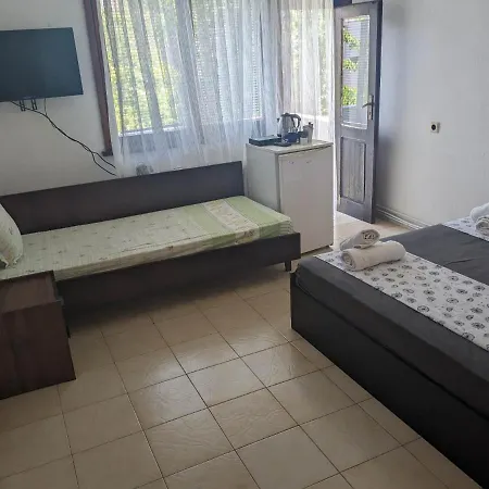 ゲストハウス цвета シネモレツ