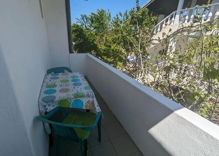 Πανσιόν цвета 3*