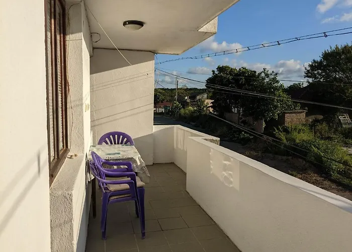 Πανσιόν цвета 3*